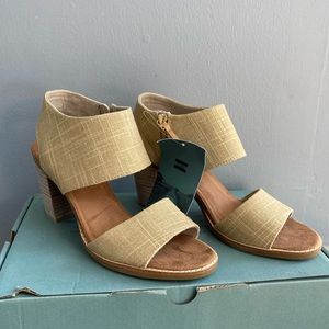 Toms Majorca Cutout Sandals